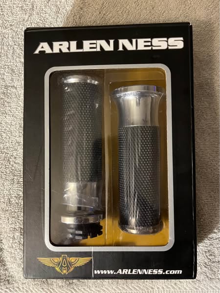 Arlen Ness 07-320 Chrome Fusion Grip