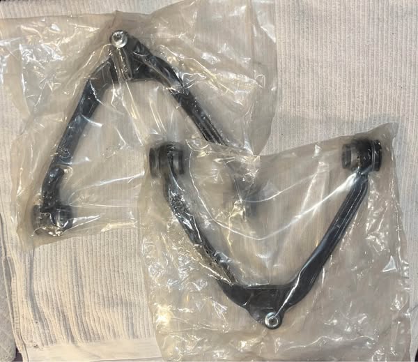 Front Upper Lower Control Arm Ball Joint Suspension Kit Fit for 1999-2006 Chevy Silverado GMC Sierra 1500 RWD-10pcs