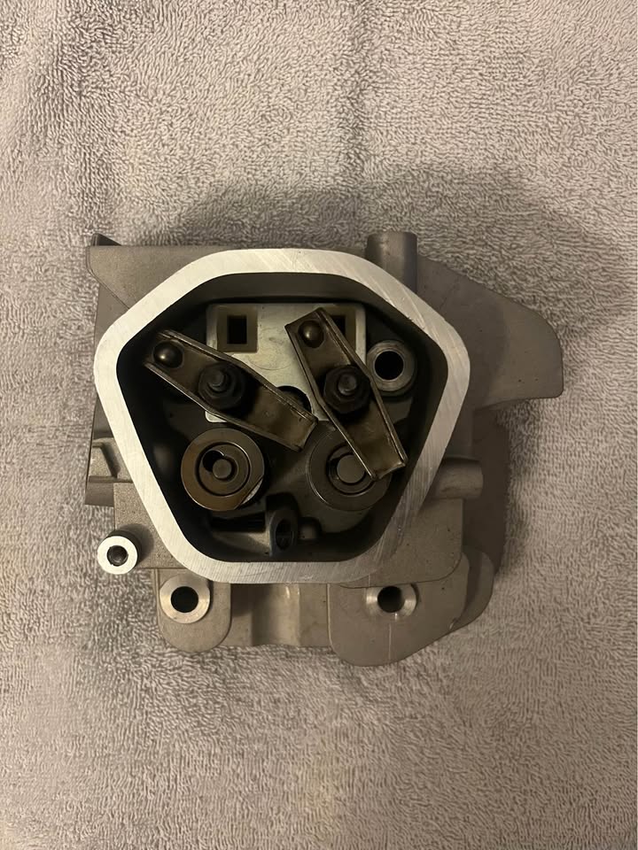 Cylinder head for the Honda GX390 engine