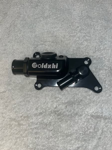 Upper Coolant Housing Straight Inlet with Integrated Filler Neck for Honda K24 K20Z3